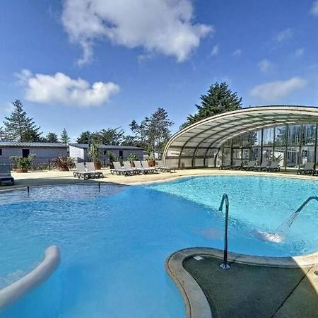 Cottage Dans Parc Residentiel De Loisirs, Piscine, 150M De La Mer Jullouville-les-Pins Exterior foto
